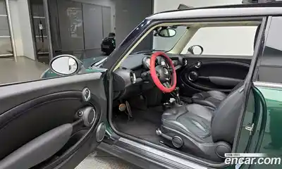 Mini Cooper 2013 1.6 гидро в Москве № 186292, миниатюра 11