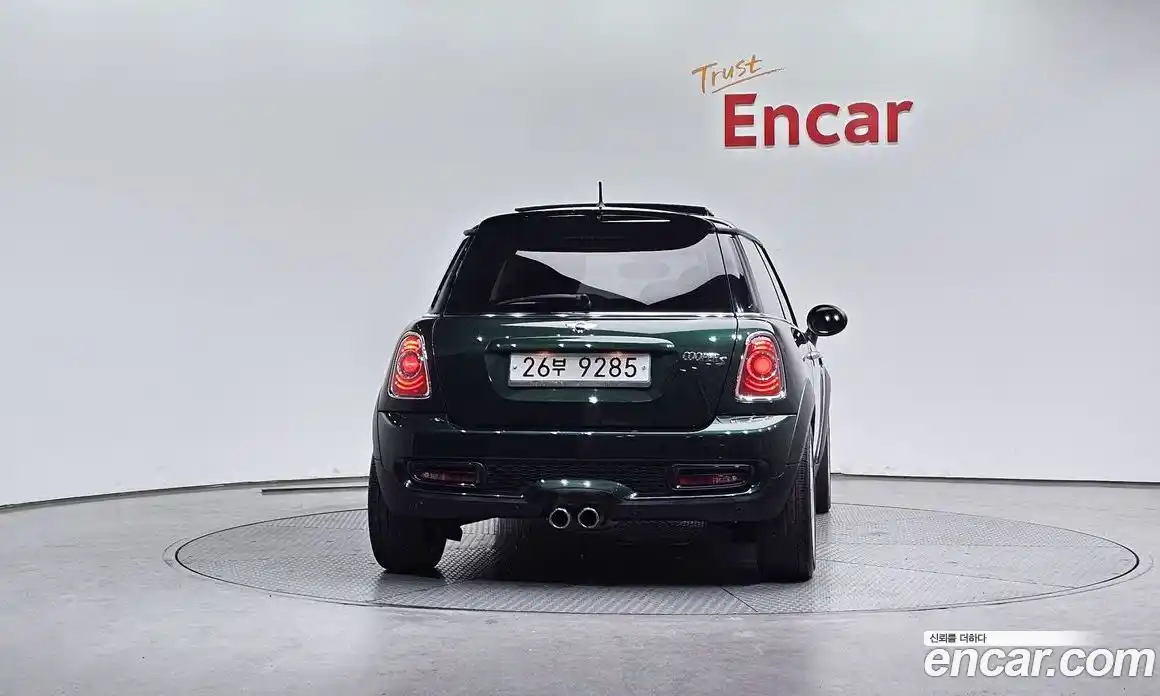 Mini Cooper 2013 1.6 гидро в Москве № 186292, фото 4