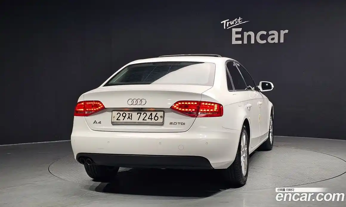 Audi A4 2011 2.0 гидро в Москве № 187781, фото 4