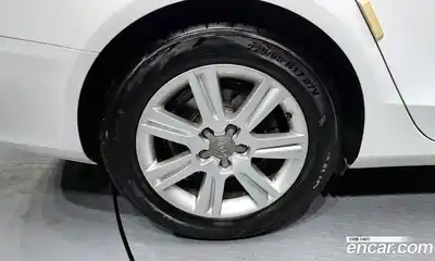 Audi A4 2011 2.0 гидро в Москве № 187781, миниатюра 5