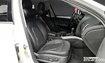 Audi A4 2011 2.0 гидро в Москве № 187781, миниатюра 10