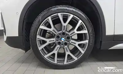 BMW X1 2022 2.0 гидро в Москве № 189171, миниатюра 5