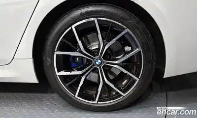 BMW 5-Series 2022 2.0 гидро в Москве № 189523, миниатюра 5