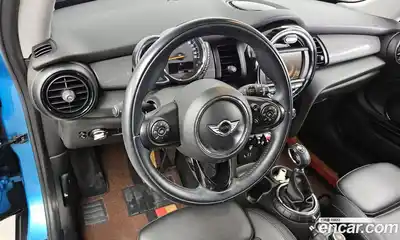 Mini Cooper 2015 1.5 гидро в Москве № 190991, миниатюра 12