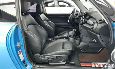 Mini Cooper 2015 1.5 гидро в Москве № 190991, миниатюра 10