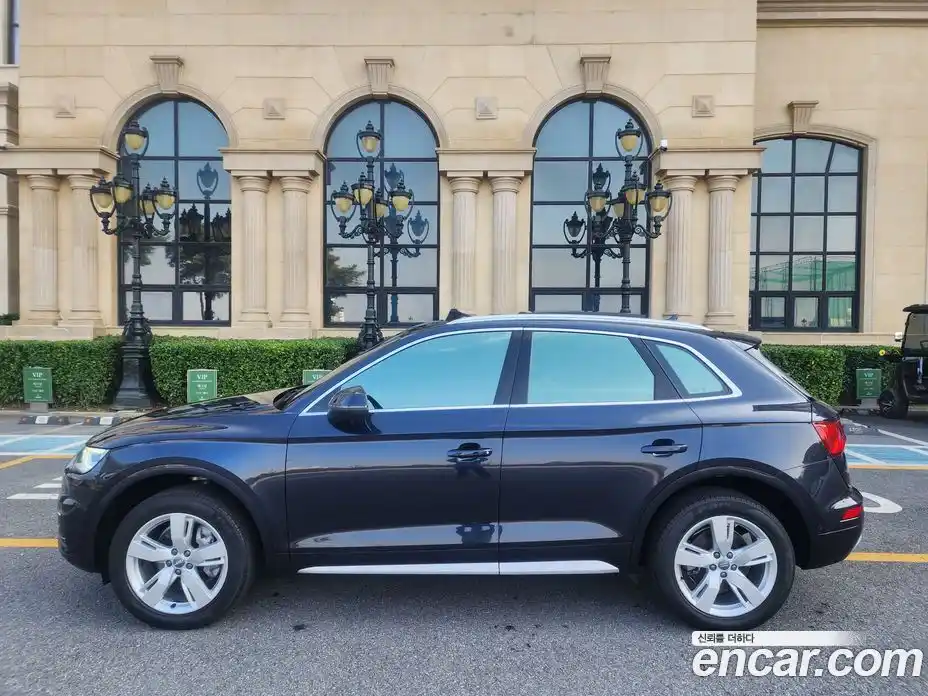 Audi Q5 2020 2.0 гидро в Москве № 196784, фото 11