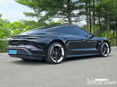 Porsche Taycan 2022 1.0 гидро в Москве № 197198, миниатюра 3