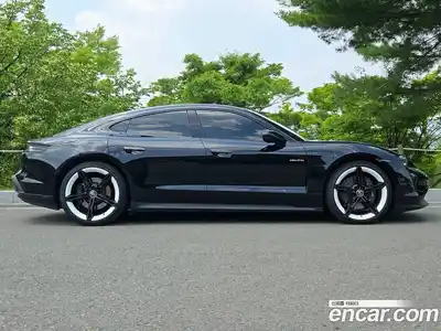 Porsche Taycan 2022 1.0 гидро в Москве № 197198, миниатюра 4