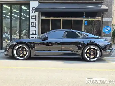 Porsche Taycan 2022 1.0 гидро в Москве № 197198, миниатюра 9