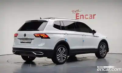 Volkswagen Tiguan, 2023