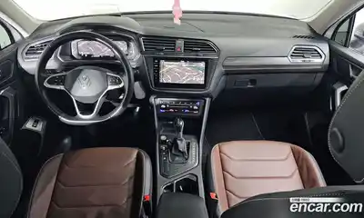 Volkswagen Tiguan 2023 2.0 гидро в Москве № 198997, миниатюра 6