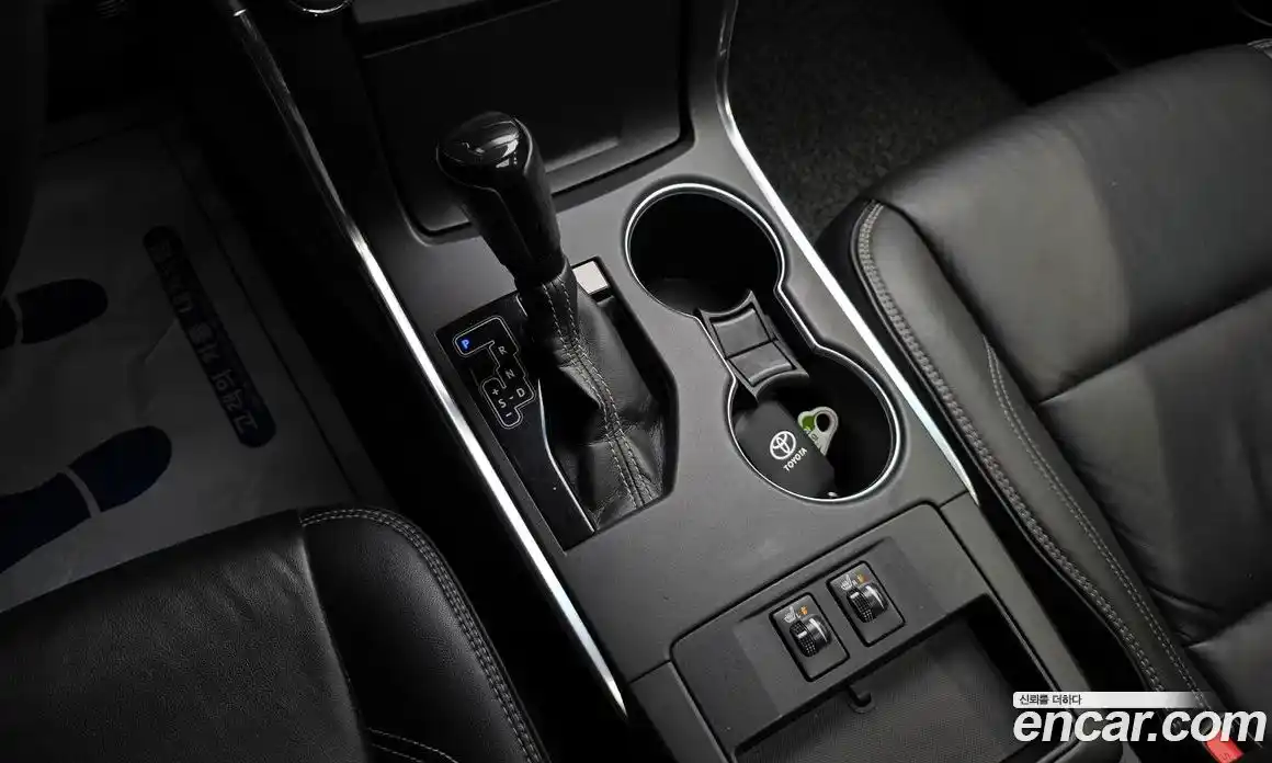 Toyota Camry 2015 2.5 гидро в Москве № 199593, фото 9