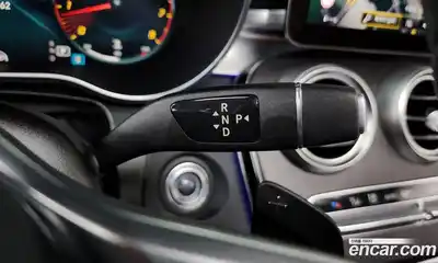 Mercedes-Benz GLC-Class 2022 2.0 гидро в Москве № 206371, миниатюра 9