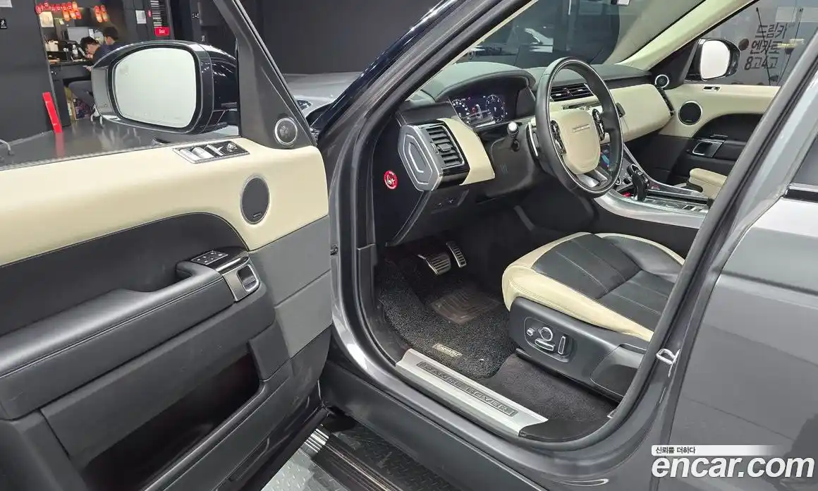 Land Rover Range-Rover Sport 2018 3.0 гидро в Москве № 213640, фото 11