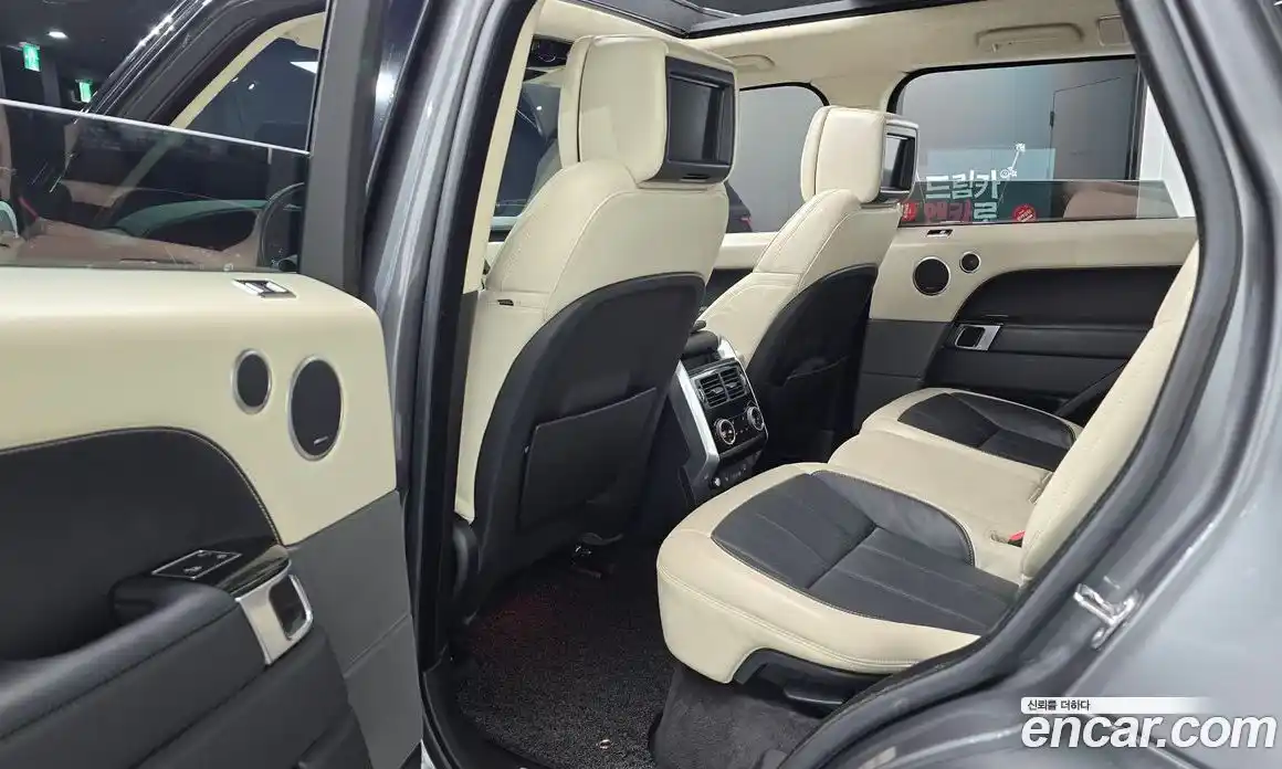 Land Rover Range-Rover Sport 2018 3.0 гидро в Москве № 213640, фото 12