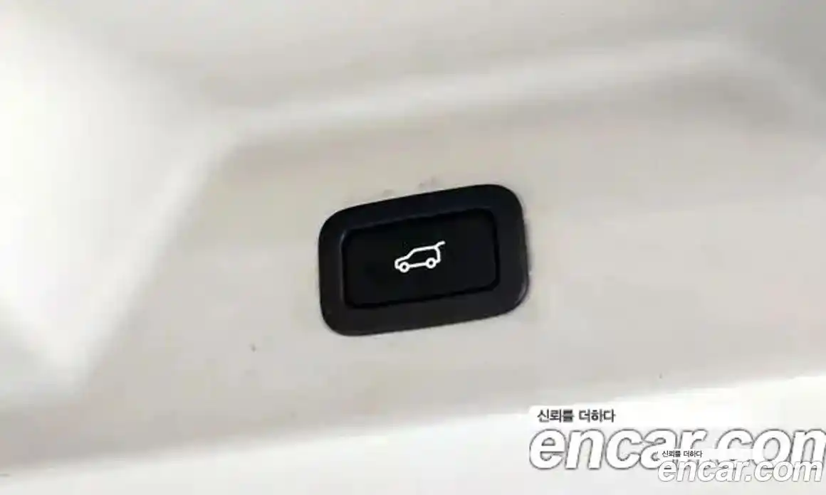 Land Rover Range-Rover 2016 4.4 гидро в Москве № 213650, фото 18
