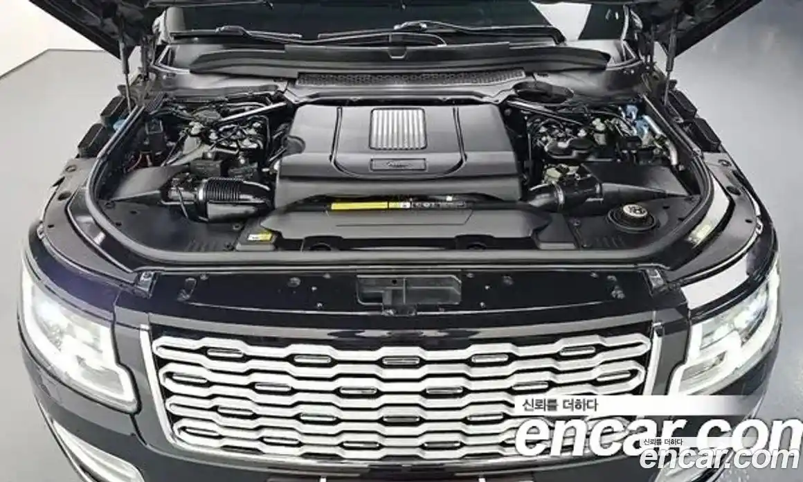 Land Rover Range-Rover 2016 4.4 гидро в Москве № 213650, фото 6