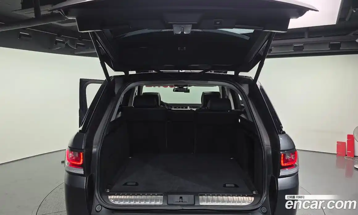 Land Rover Range-Rover Sport 2016 3.0 гидро в Москве № 213738, фото 20