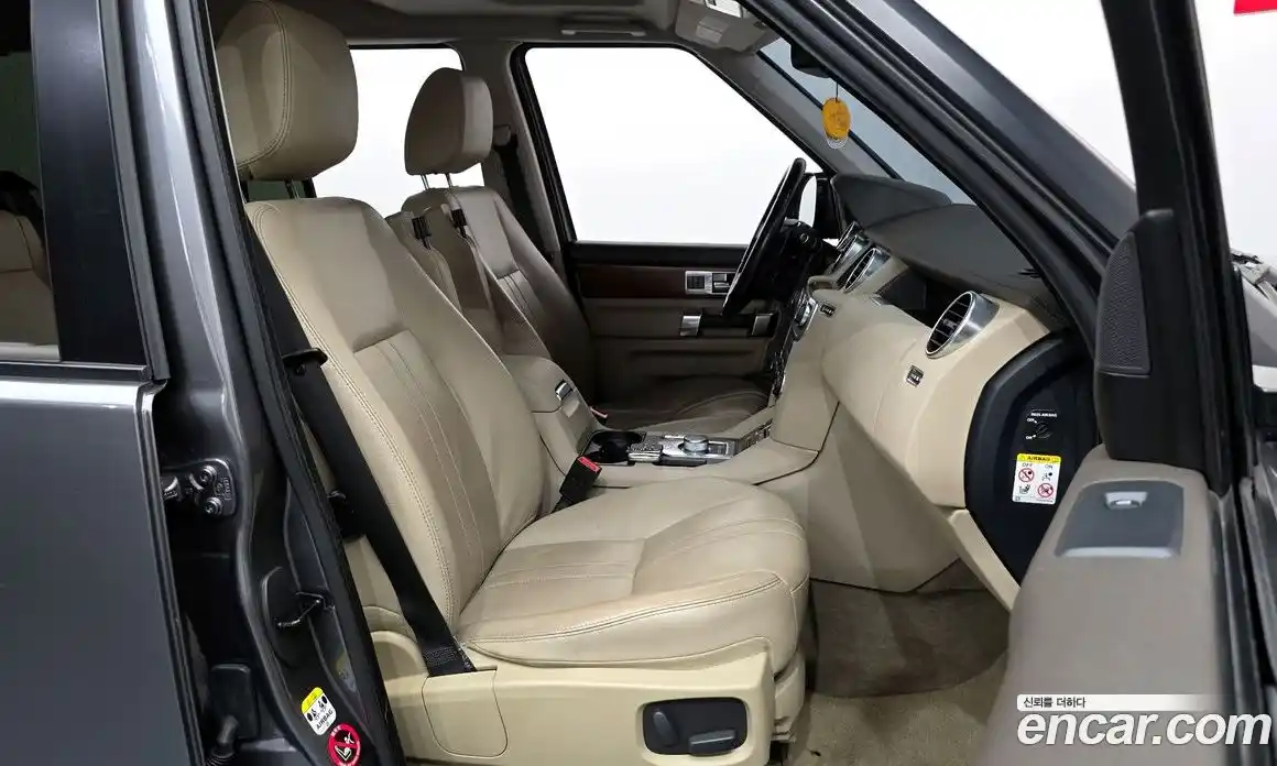 Land Rover Discovery 2016 3.0 гидро в Москве № 213747, фото 11