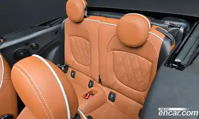 Mini Cooper Convertible 2024 2.0 гидро в Москве № 213987, миниатюра 12
