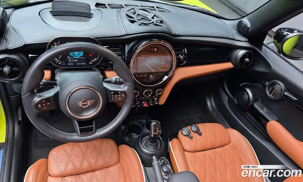 Mini Cooper Convertible 2024 2.0 гидро в Москве № 213987, фото 7