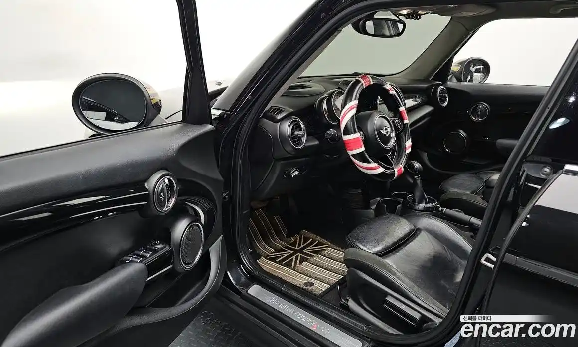 Mini Cooper 2015 2.0 гидро в Москве № 214398, фото 11
