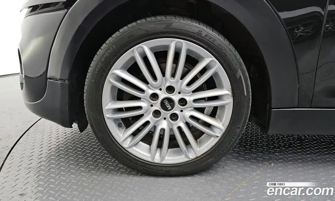 Mini Cooper 2015 2.0 гидро в Москве № 214398, фото 5