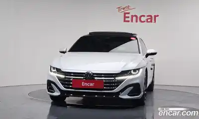 Volkswagen Arteon 2022 2.0 гидро в Москве № 214876, миниатюра 3