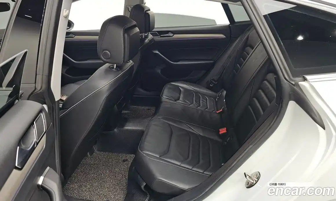 Volkswagen Arteon 2018 2.0 гидро в Москве № 215158, фото 11