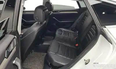 Volkswagen Arteon 2018 2.0 гидро в Москве № 215158, миниатюра 11