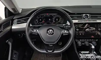 Volkswagen Arteon 2018 2.0 гидро в Москве № 215158, миниатюра 12