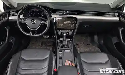 Volkswagen Arteon 2018 2.0 гидро в Москве № 215158, миниатюра 6