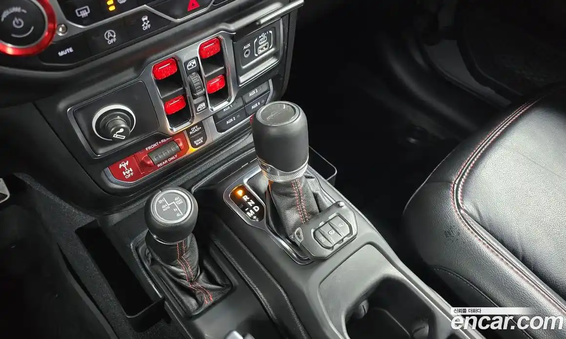 Jeep Gladiator 2022 3.6 гидро в Москве № 215442, фото 9