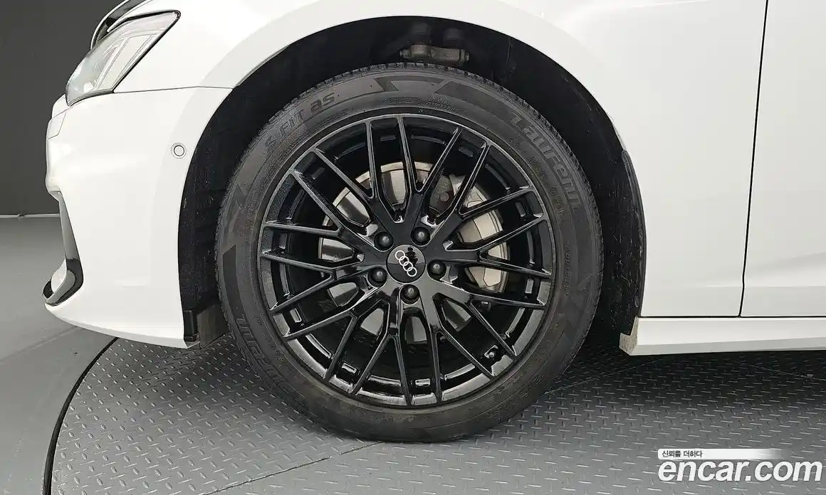 Audi A6 2020 2.0 гидро в Москве, фото 5