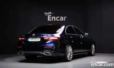 Mercedes-Benz E-Class 2022 2.0 гидро, миниатюра 2