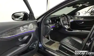 Mercedes-Benz E-Class 2022 2.0 гидро, миниатюра 10