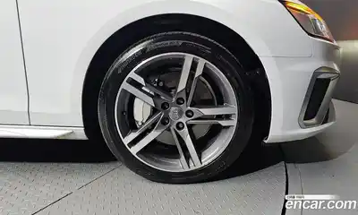 Audi A4 2021 2.0 гидро в Москве № 224340, миниатюра 5
