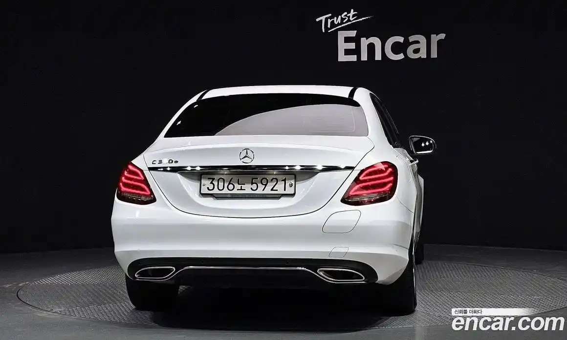 Mercedes-Benz C-Class 2018 2.0 гидро в Москве № 229543, фото 4