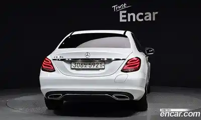 Mercedes-Benz C-Class 2018 2.0 гидро в Москве № 229543, миниатюра 4