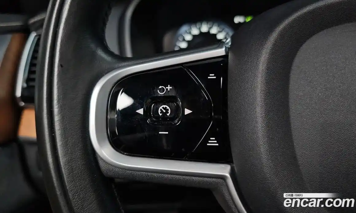 Volvo XC90 2018 2.0 гидро в Москве № 230581, фото 18