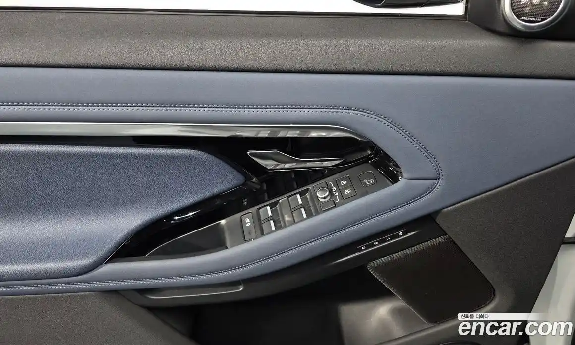 Land Rover Range-Rover Evoque 2021 2.0 гидро в Москве № 231288, фото 17