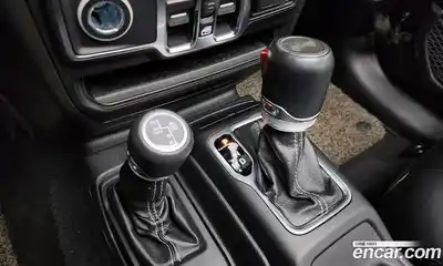 Jeep Wrangler 2021 2.0 гидро в Москве № 232377, миниатюра 9