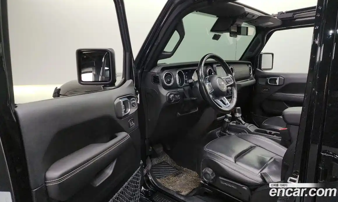 Jeep Wrangler 2021 2.0 гидро в Москве № 232377, фото 10