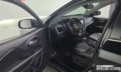 Jeep Cherokee 2018 2.4 гидро в Москве № 232756, миниатюра 11