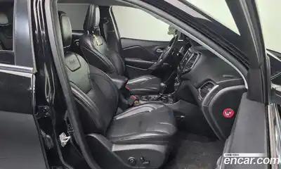 Jeep Cherokee 2018 2.4 гидро в Москве № 232756, миниатюра 10