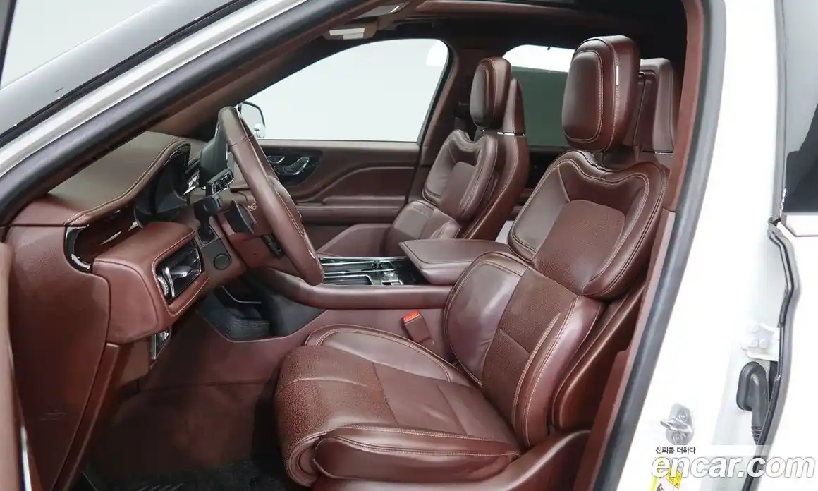 Lincoln Aviator 2022 3.0 гидро в Москве № 234518, фото 8