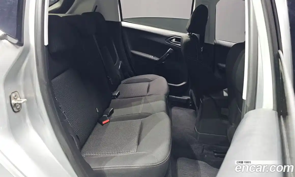 Peugeot 208 2018 1.6 гидро в Москве № 258797, фото 12