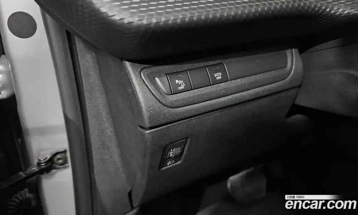 Peugeot 208 2018 1.6 гидро в Москве № 258797, фото 18