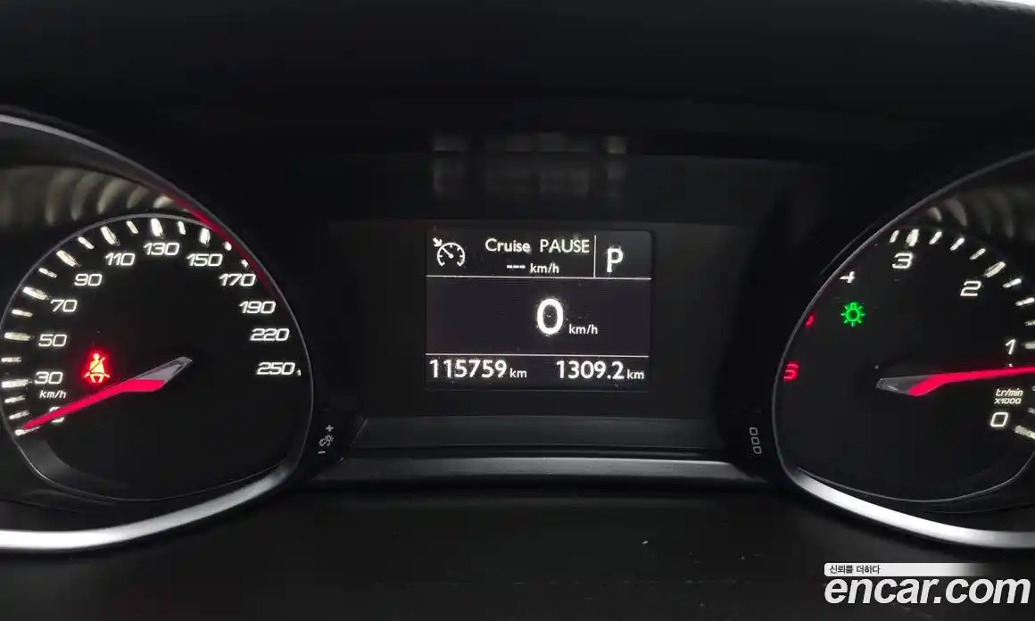 Peugeot 308 2015 1.6 гидро в Москве № 259172, фото 8