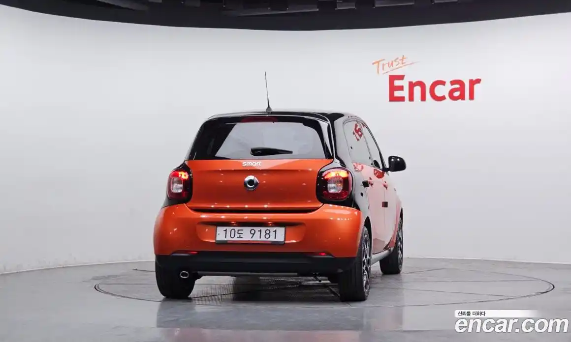 Smart Forfour 2016 1.0 гидро в Москве № 259347, фото 4